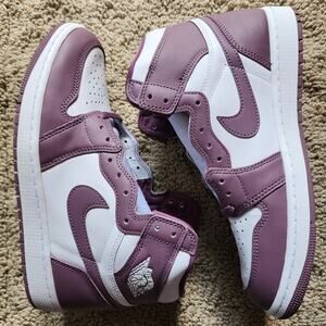 Air Jordan 1 Retro OG High Mauve Brand New Sz 9.5